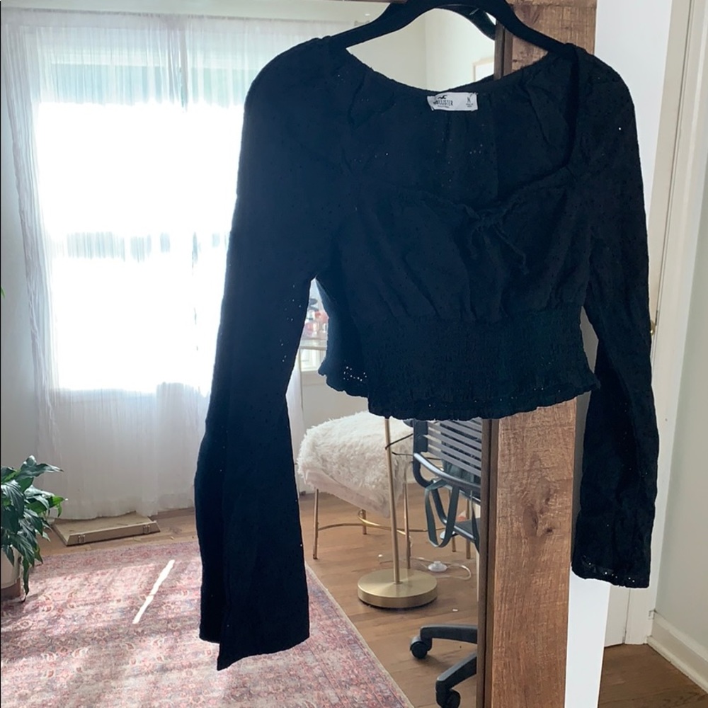 Hollister Long Sleeve Crop Too